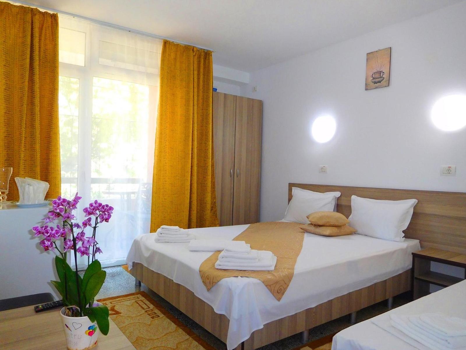 Sanda Hotel 2*