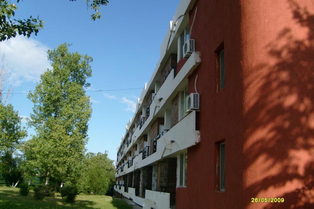 Sanda Hotel 2*